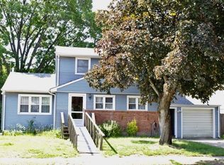 3964 Marilyn Dr, Seaford, NY 11783