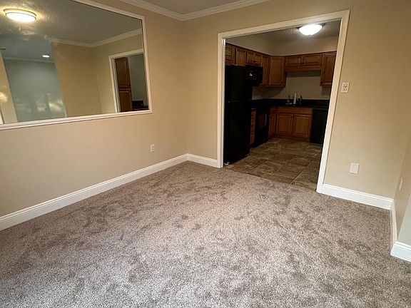 5th image of 1016 Brinker 302 Dr #302