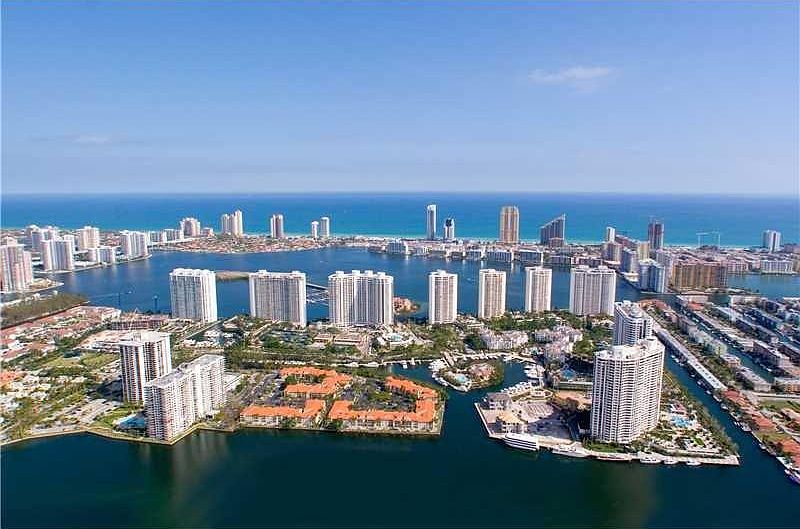 1st image of 1000 Island Blvd #1109