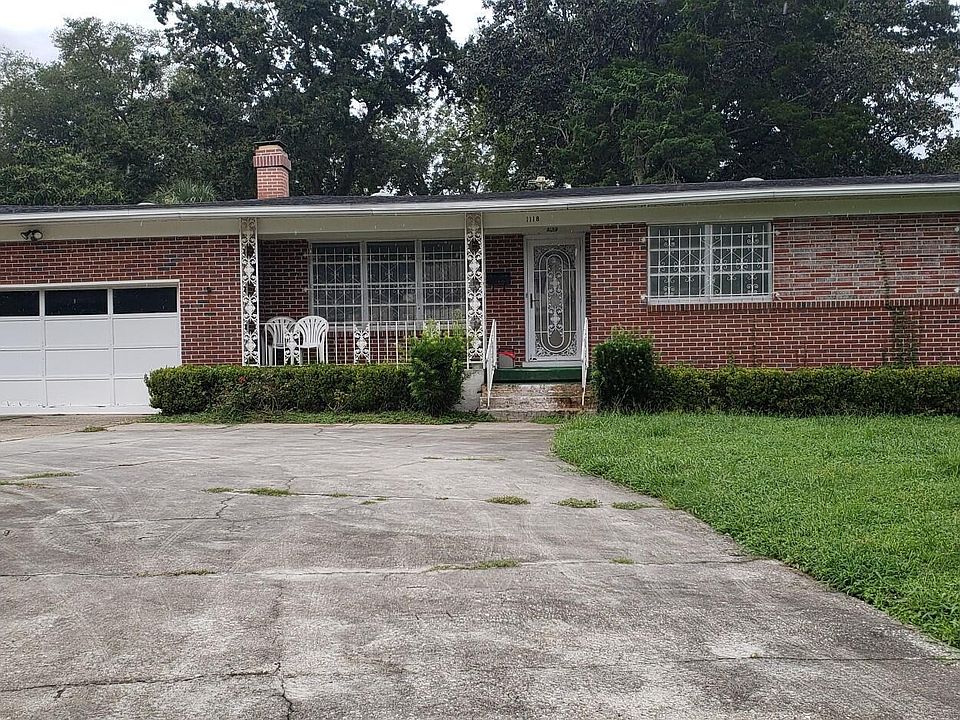 1st image of 1118 BROOKMONT Avenue E