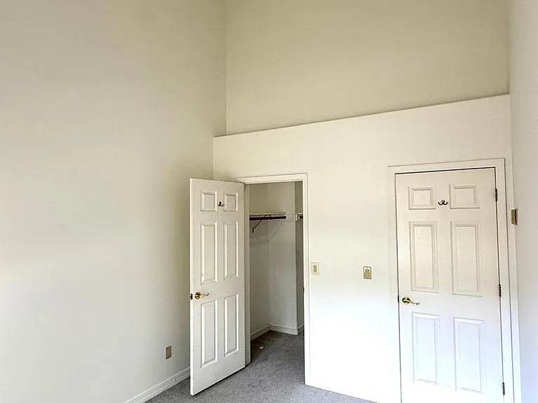Arbor Park Dr — Photo 16