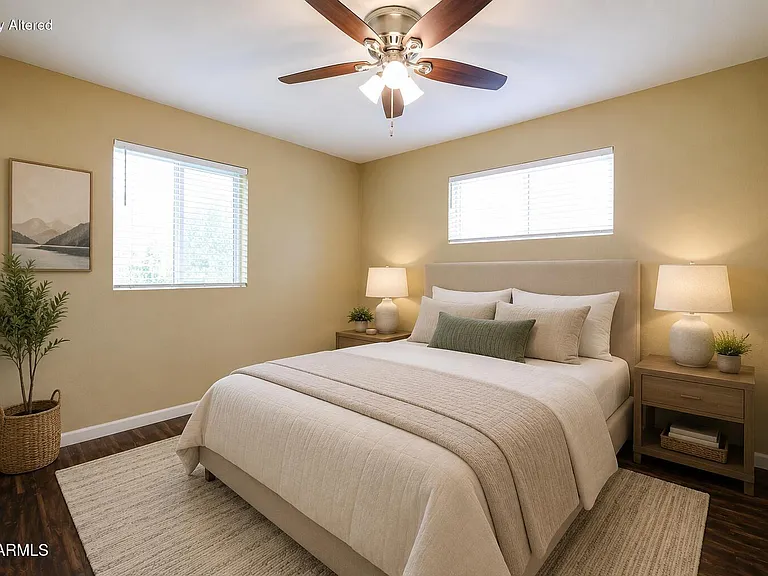 1005 E Cavalier Dr — Photo 24