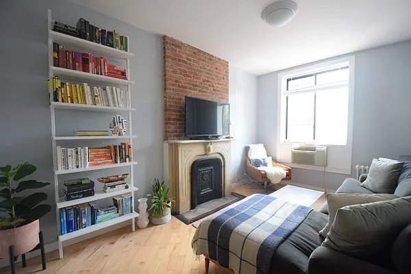 Rented by Douglas Elliman | media 2