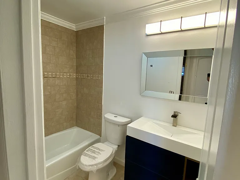 310 N Jackson St #104 — Photo 14