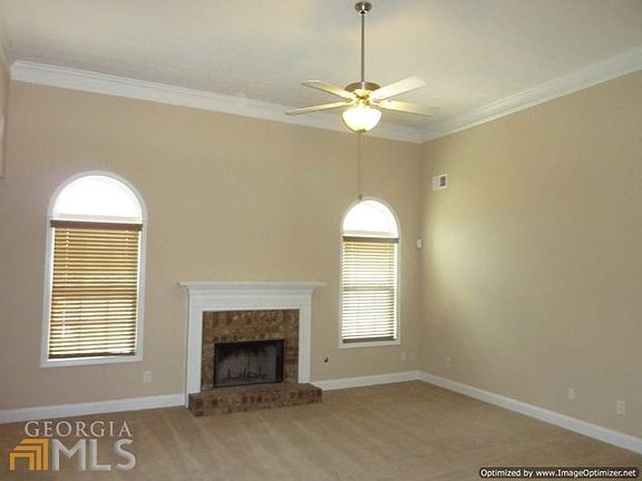 5th image of 325 Whitney Ln