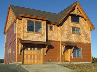 54198 Rohrer Rd, Bandon, OR 97411