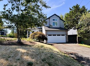 11541 SW 45th Ave, Portland, OR 97219