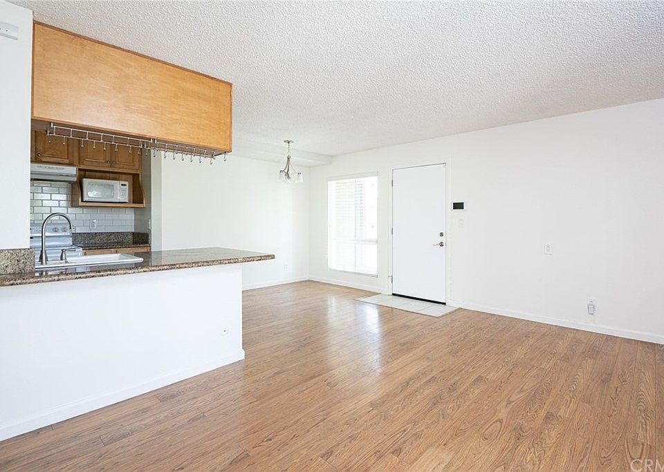1st image of 838 Coriander Dr