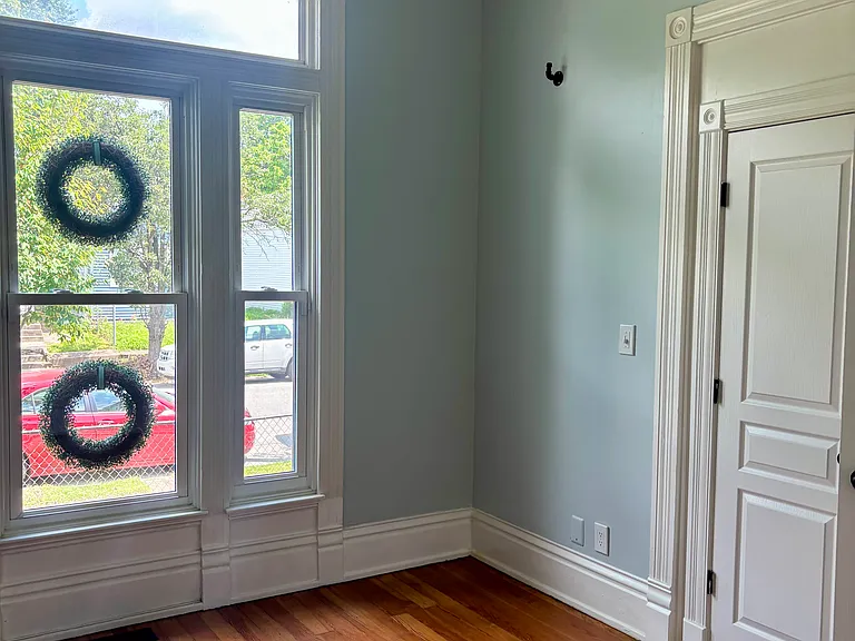 524 E Ormsby Ave — Photo 5