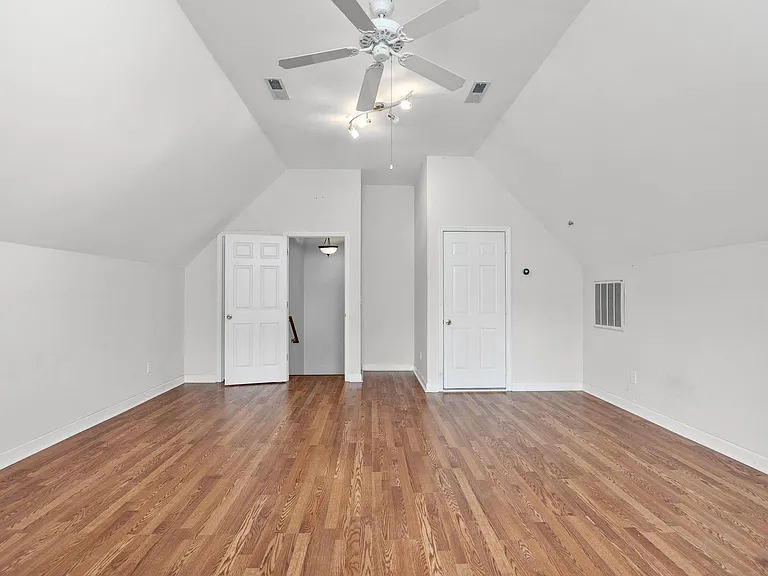5044 Crosswinds Dr — Photo 33