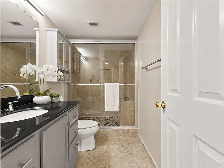 2870 Pharr Court South NW #907 — Photo 25