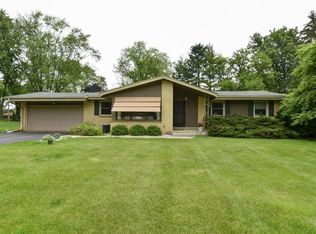 4660 Shasta Dr, Brookfield, WI 53045