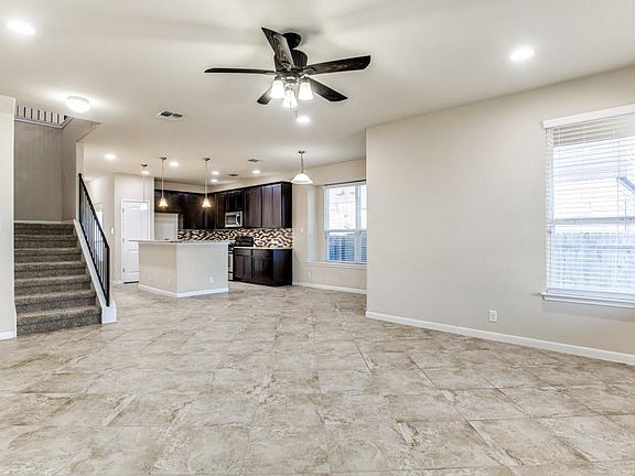 3rd image of 11628 Yeadon Way