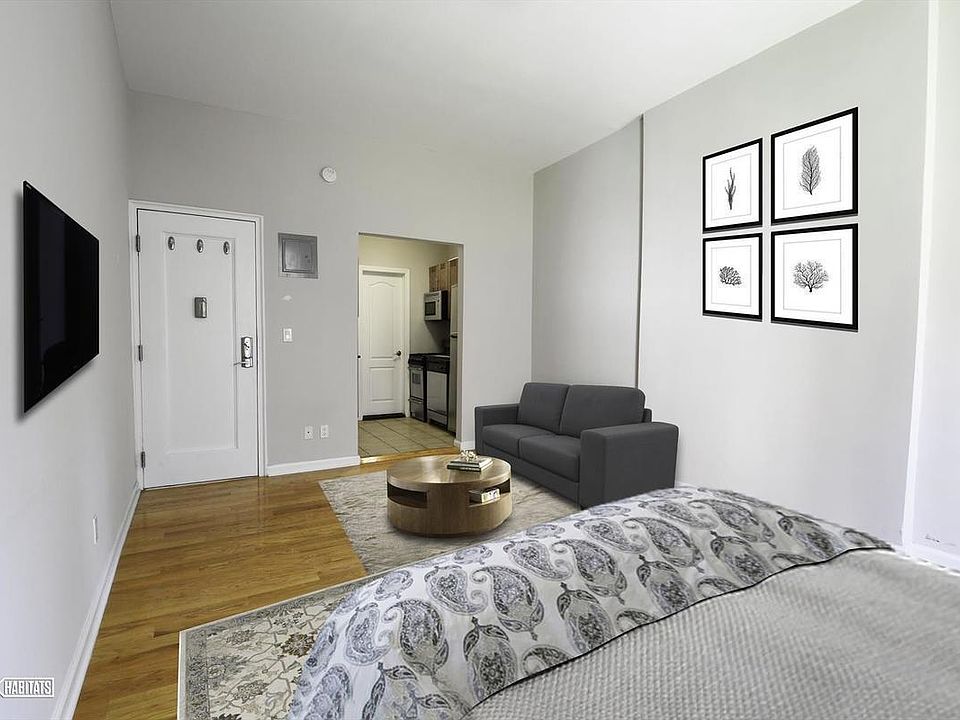 2nd image of 313 E 73rd St APT 4b