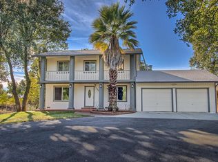 11845 Comstock Ln, Redding, CA 96003