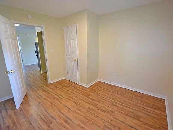 3rd image of 504 Park Ave #408100