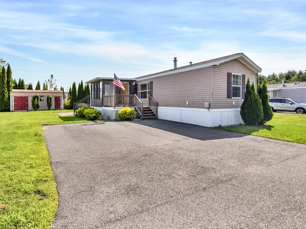 57 Beatrice Road, Salem, NH 03079