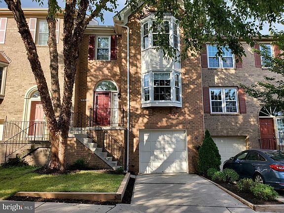 2nd image of 5931 Norham Dr