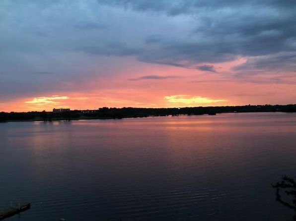 859 Cliffs Dr APT 206C