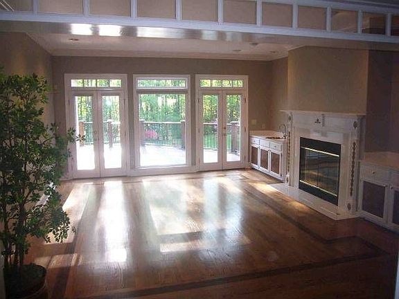 5th image of 313 Chimney Sweep Cir