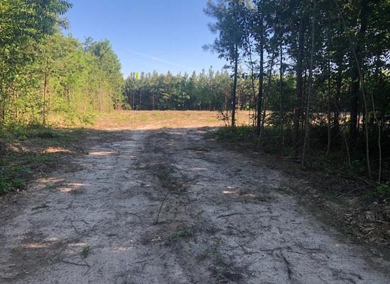 2nd image of Locust Hill Rd