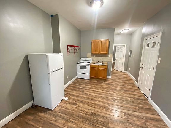 4th image of 1934 W Ontario St #1STFL