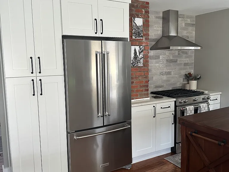64 Monroe Ave — Photo 7