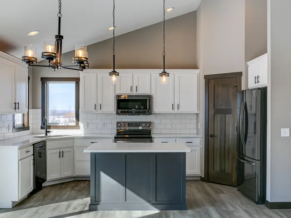 1609 75th Ave, Hammond, WI 54015