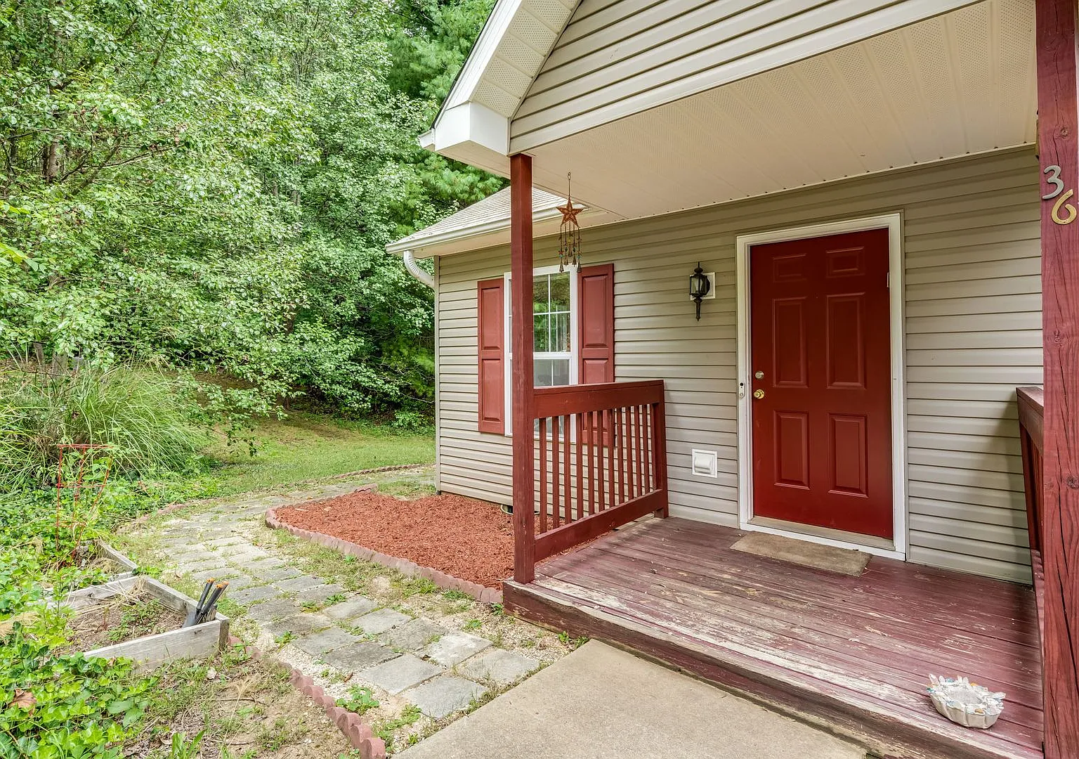 East Asheville 3-Bedroom Home in Haw Creek Heights — Photo 3