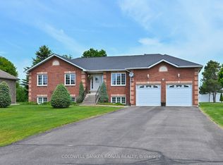 28 Fisher Dr, Adjala Tosorontio, ON L0M 1J0