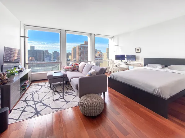 333 East 30th Street image 1 of 14