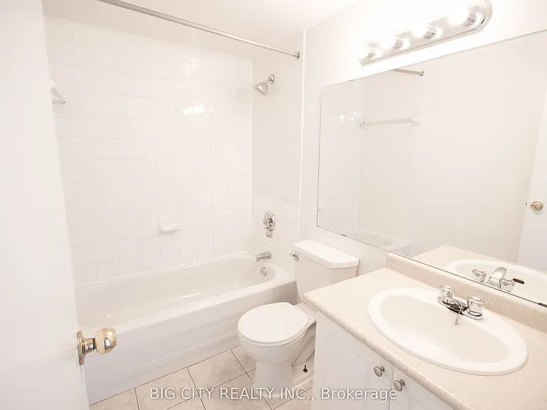 50 Cambridge Ave #18 — Photo 5