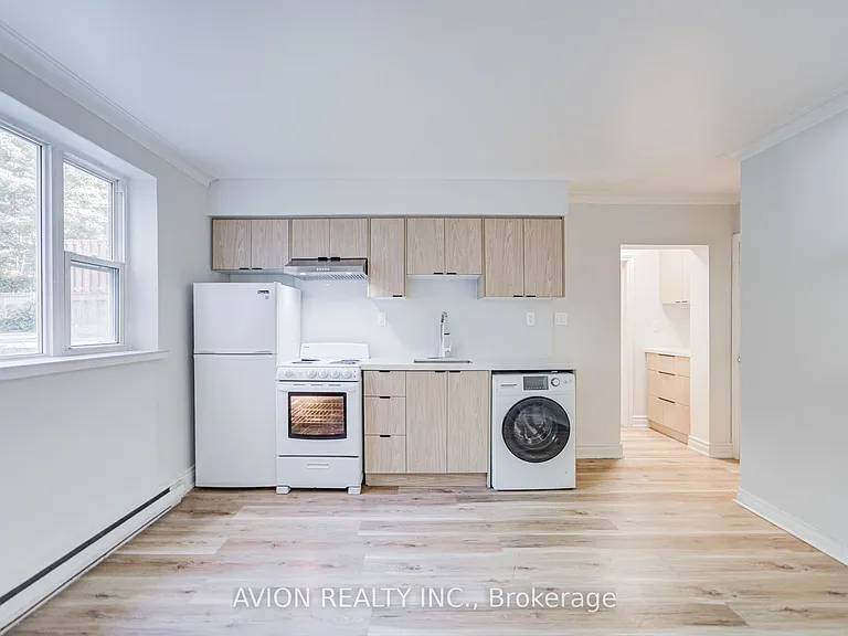 882 Broadview Ave #2 — Photo 21