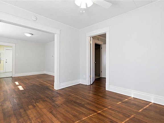 4th image of 4512 Cambridge St