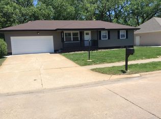 2025 Mission Rd, Salina, KS 67401