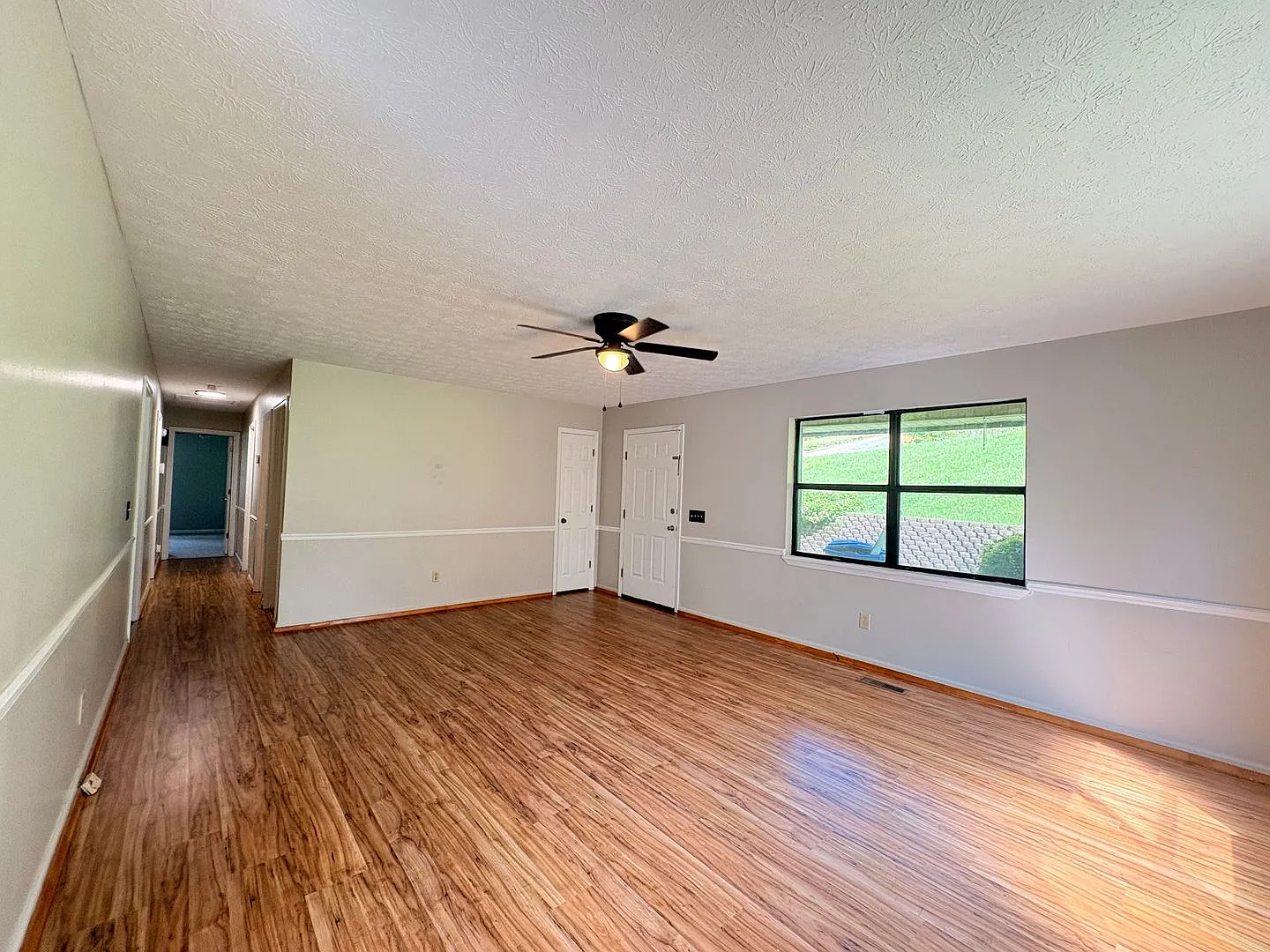 901 Locke Drive, Oxford — Photo 3