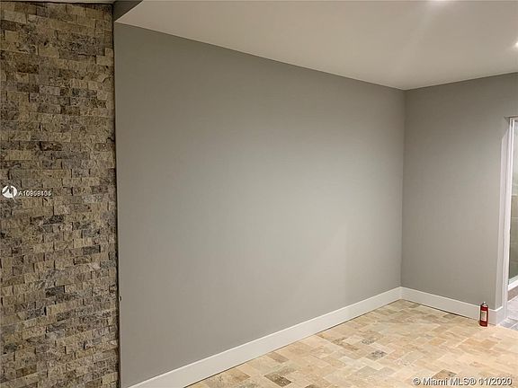 4th image of 341 E Commercial Blvd