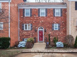 5216 Dover Pl, Alexandria, VA 22311