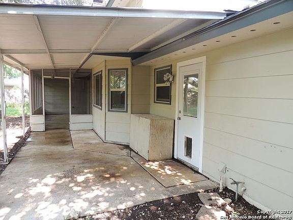 3rd image of 3015 Clearfield Dr