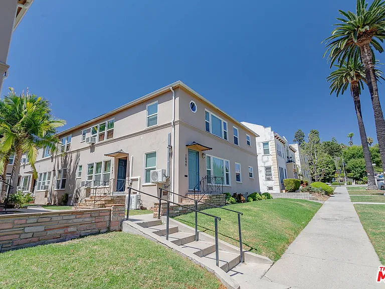 1837 N Normandie Ave #3 — Photo 1