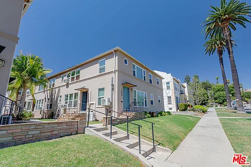 1837 N Normandie Ave #3 Photo 1