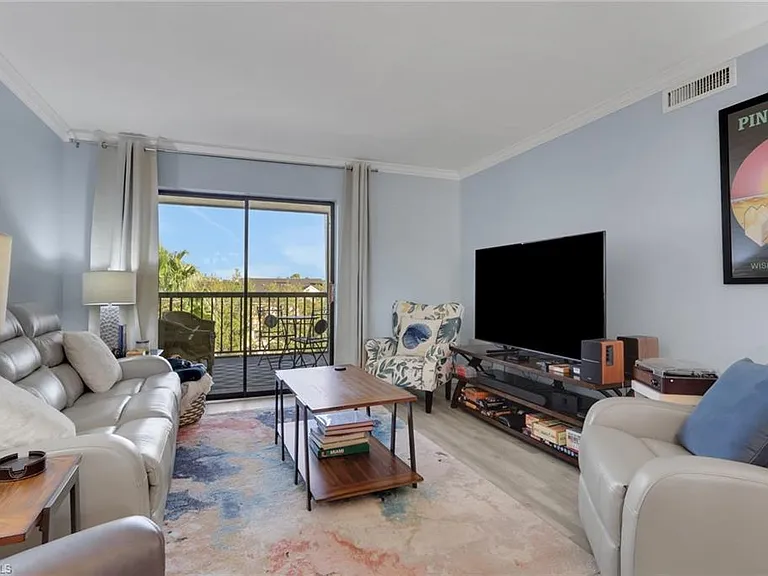 2121 Collier Ave #508 — Photo 11