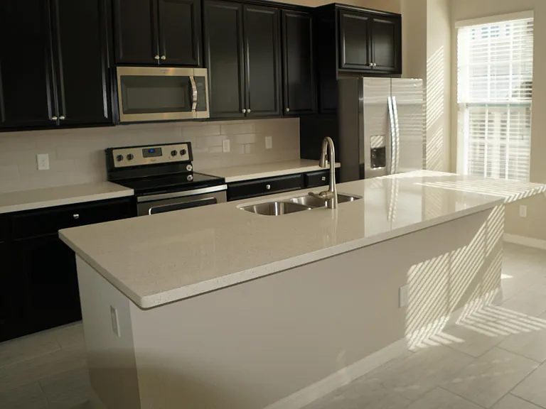 712 Grado Point — Photo 1