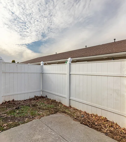 92 Meadow Wood Dr #C — Photo 17