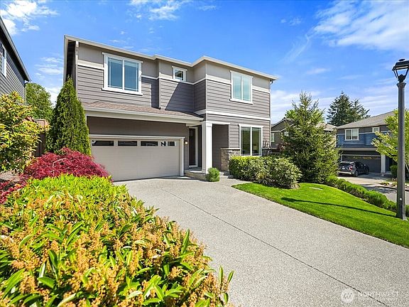 2nd image of 13622 NE 129th Drive