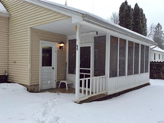 2nd image of 221 Kies Dr