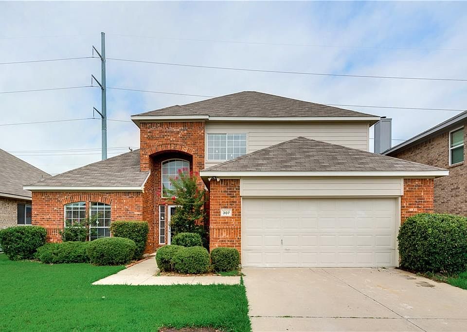 1st image of 307 Autumn Breeze Dr