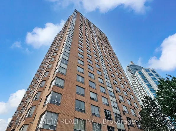 115 Omni Dr #2101, Toronto, ON M1P 5B4