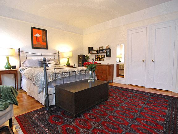 5th image of 8412 35th Ave APT 5K