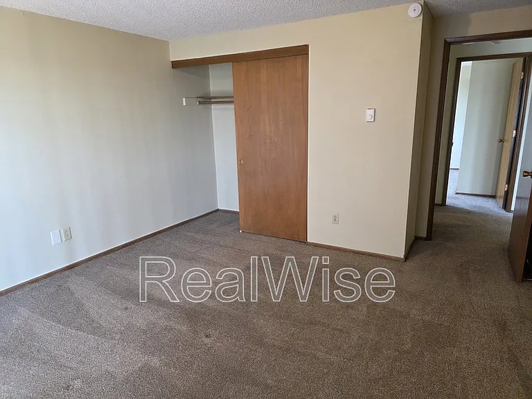 2022 E 6th St #1 — Photo 10